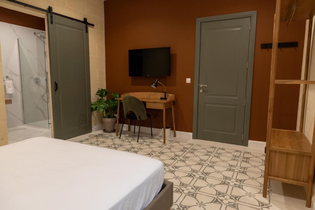 The Carob Tree Bed & Breakfast Виктория Екстериор снимка